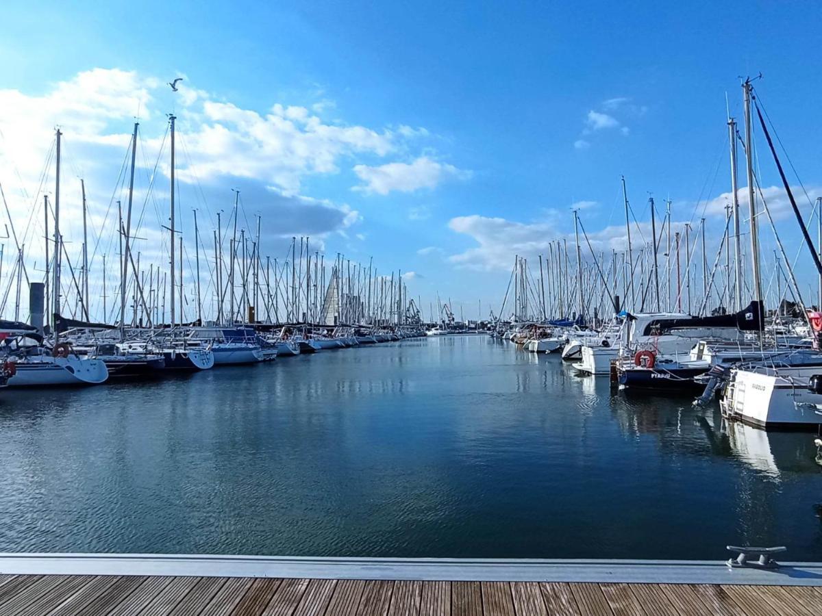Le Kenav - Studio A 300 M Du Port Locmiquélic Buitenkant foto